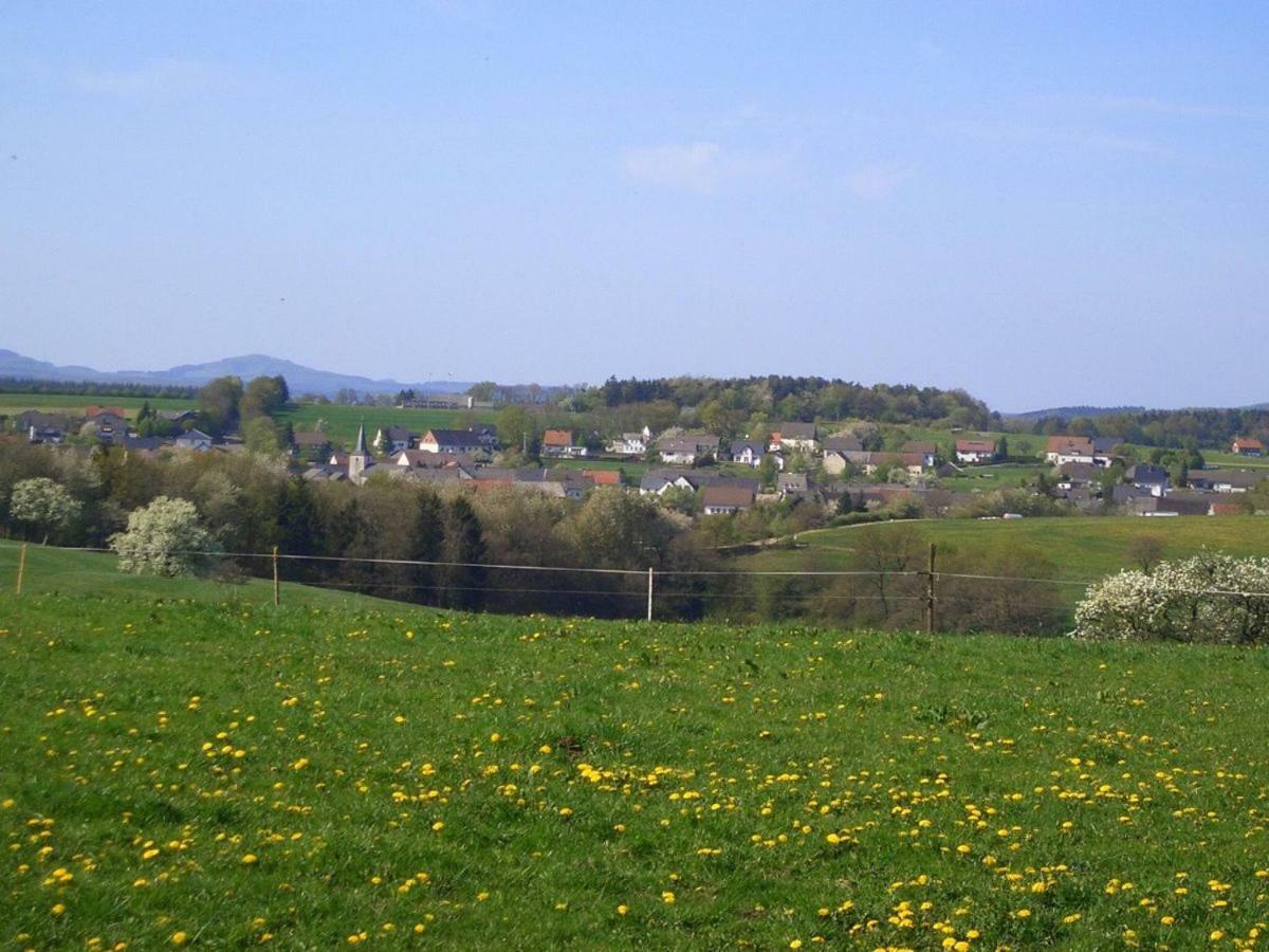 Kirschbaum Apartment Eckfeld
